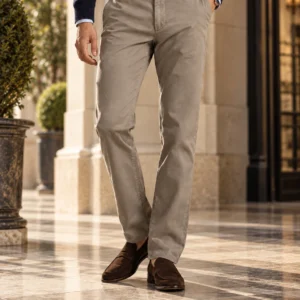Pantalón Chino — Gris piedra